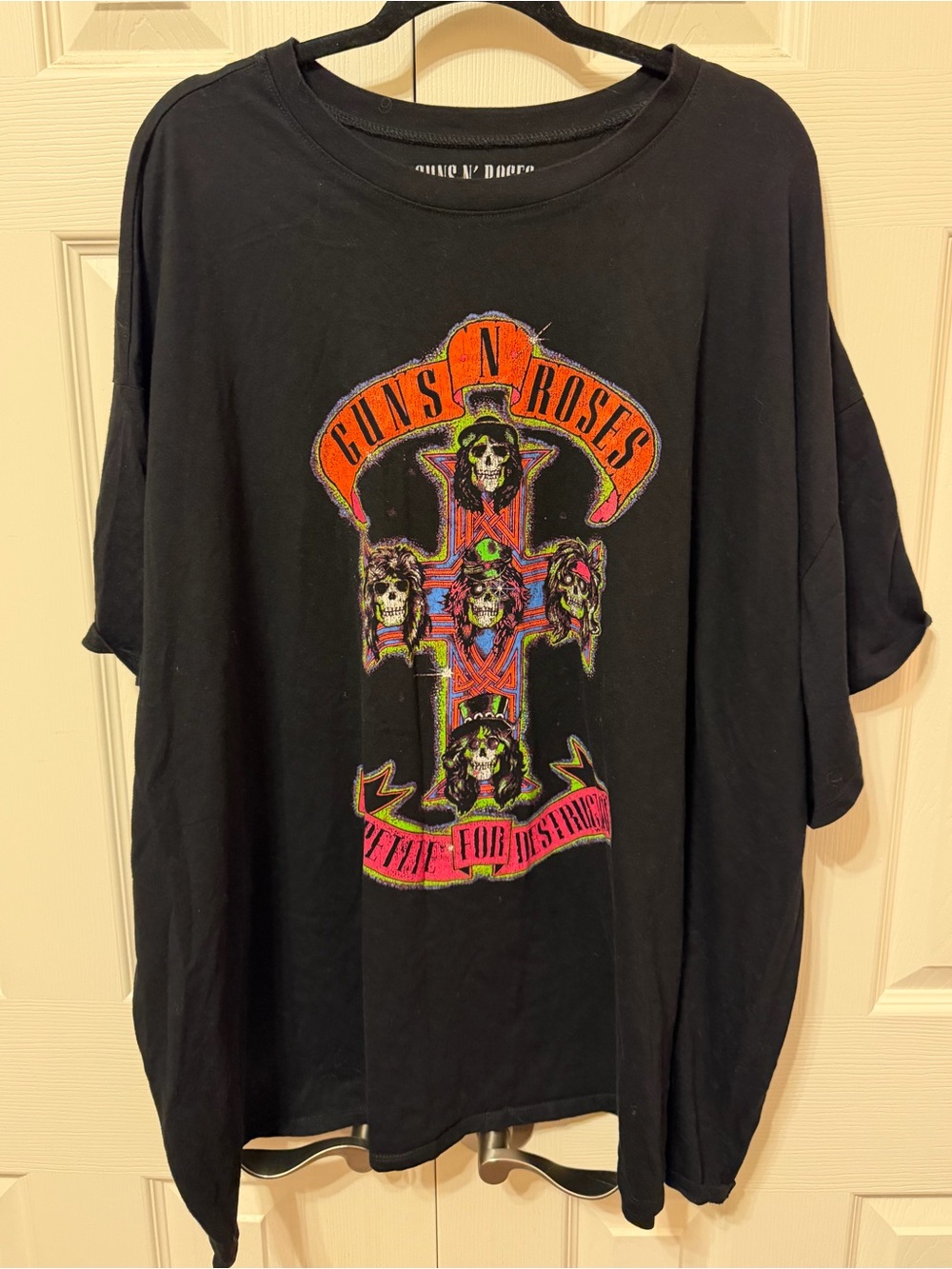 Torrid Oversized Guns n Roses Black Graphic Short Sleeve Tee